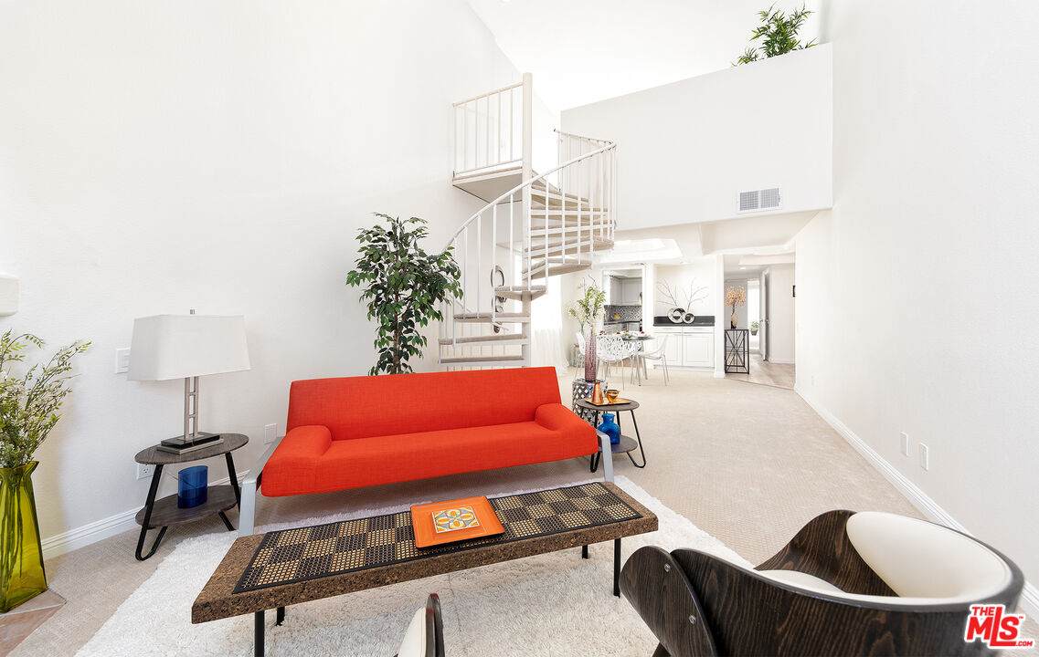 11648 Mayfield Ave - Photo 1