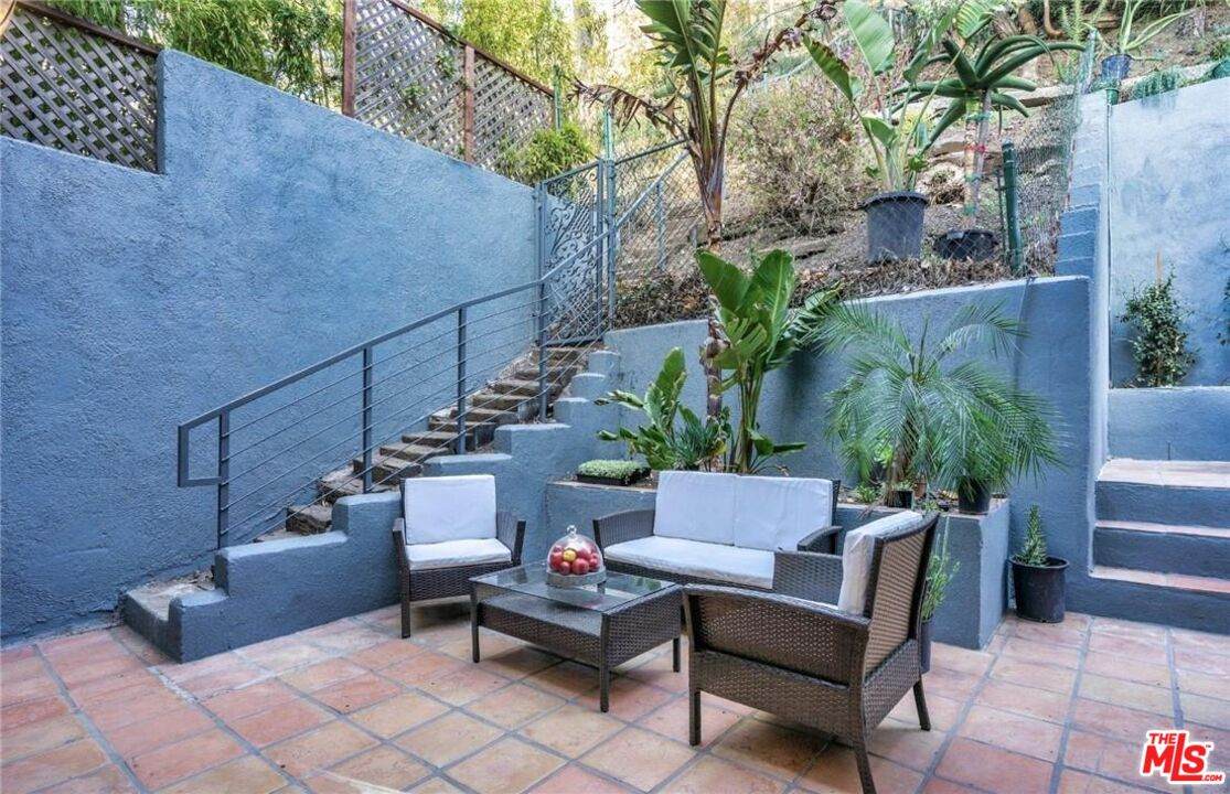9959 Westwanda Dr - Photo 1