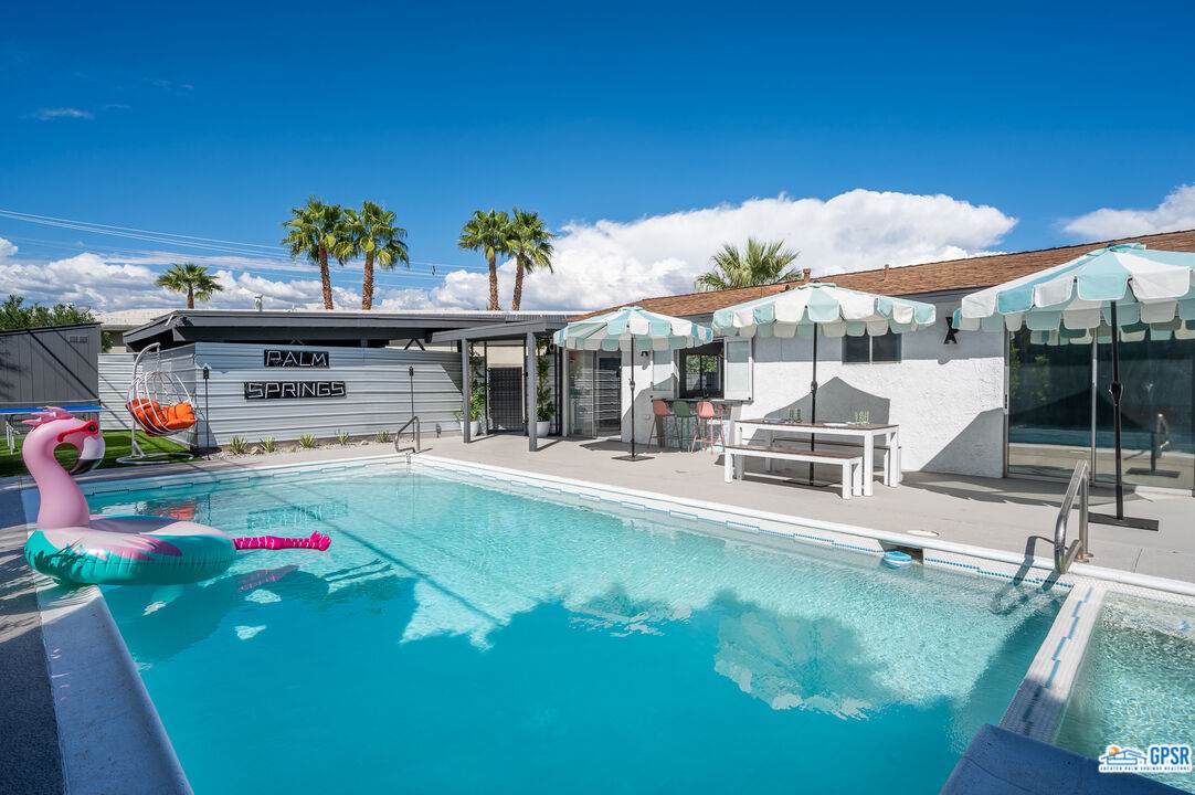 2775 Junipero Ave - Photo 1