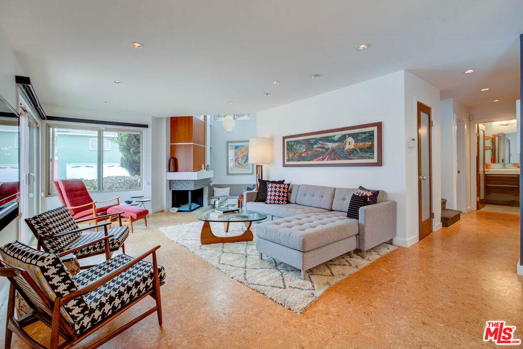 3544 Sunset Ln - Photo 1