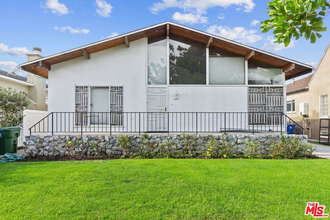 1485 Cardiff Ave - Photo 1