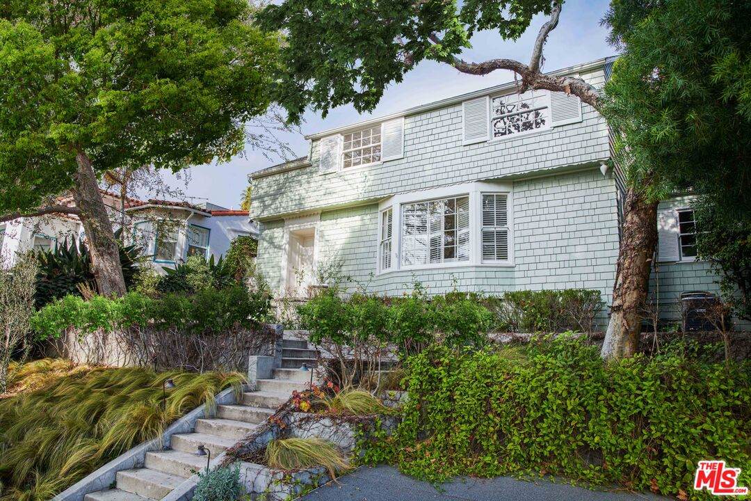 4217 Tracy St - Photo 1