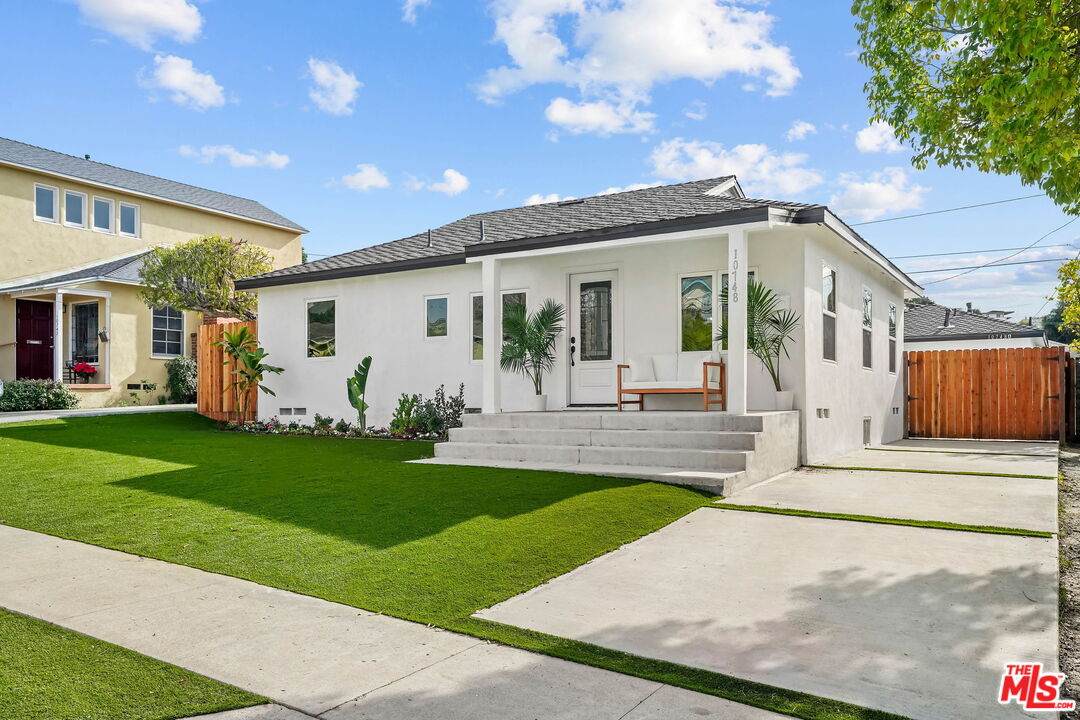 10748 Whitburn St - Photo 1