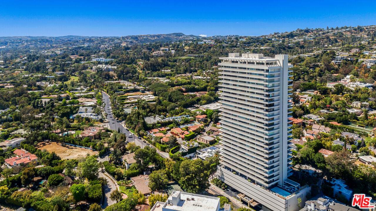 9255 Doheny Rd - Photo 1