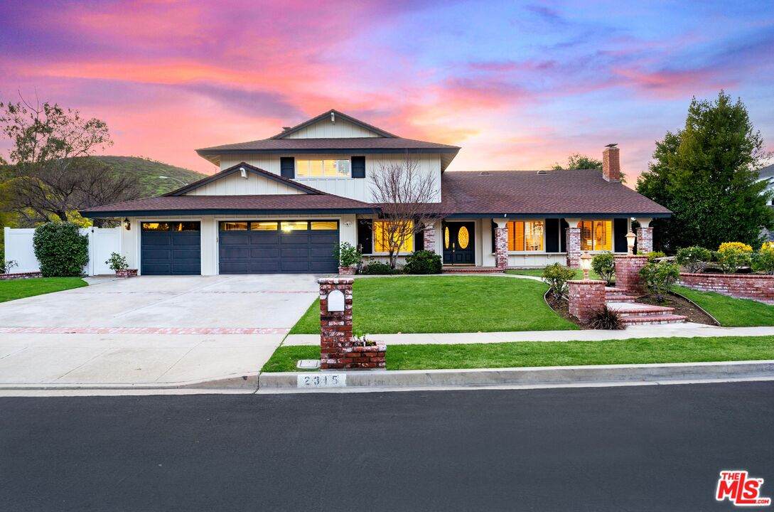 2315 Magda Cir - Photo 1