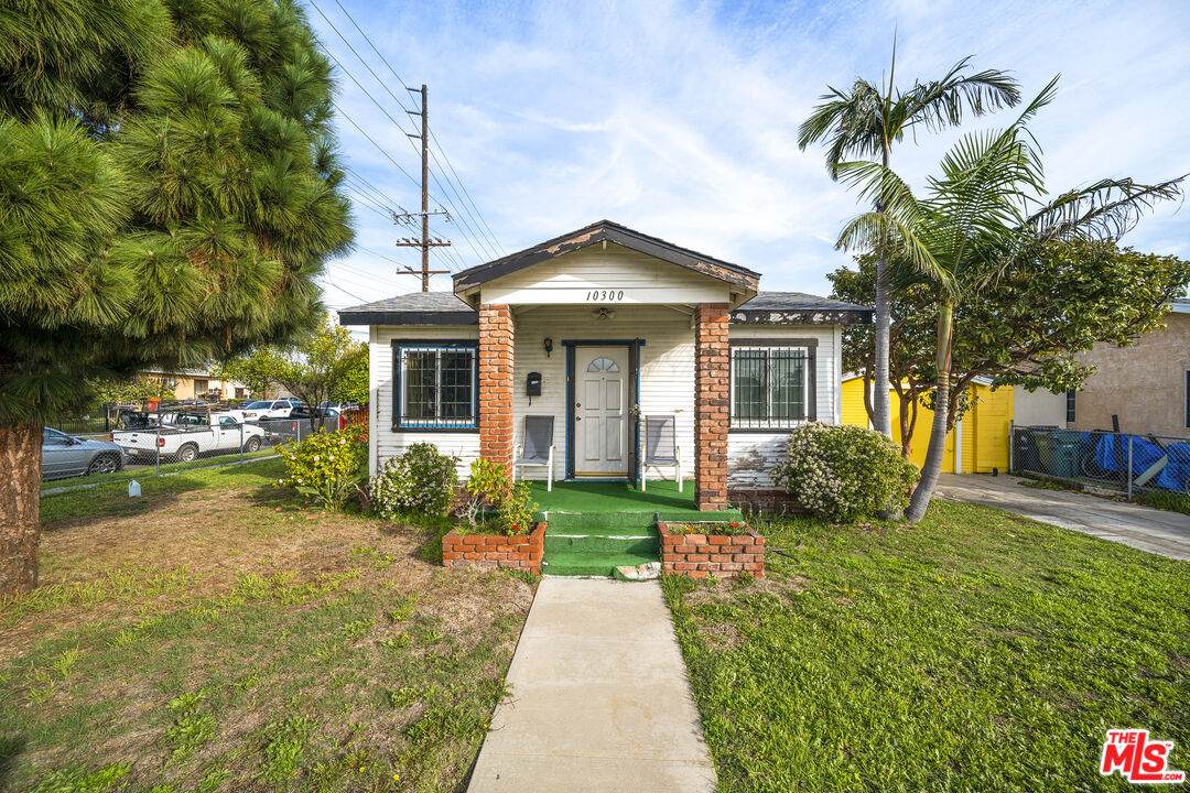 10300 Larch Ave - Photo 1