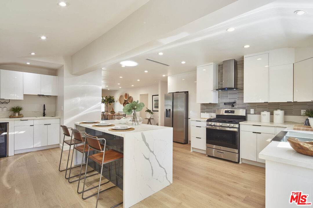 5880 76th St - Photo 1