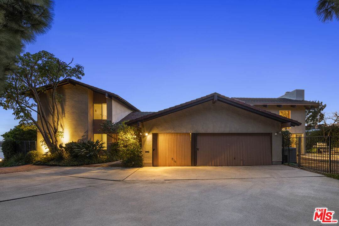5239 Los Hermosos Way - Photo 1