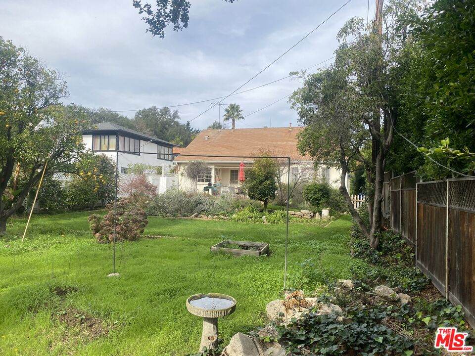 12168 Leven Ln - Photo 1