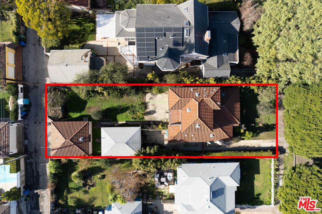 902 Yale St - Photo 1