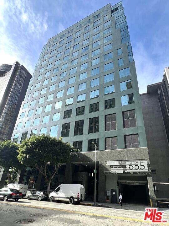 655 Hope St - Photo 1