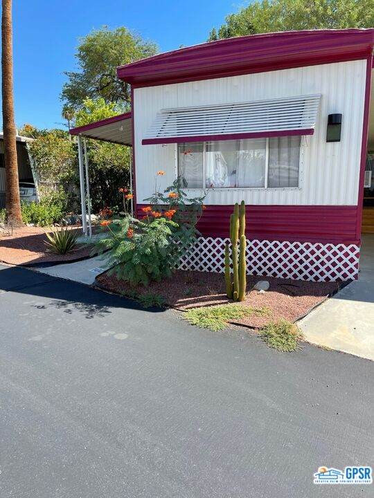 18801 Roberts Rd - Photo 1