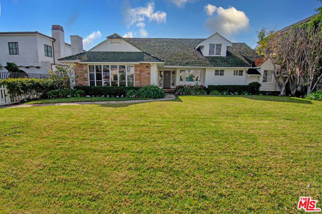 713 Walden Dr - Photo 1