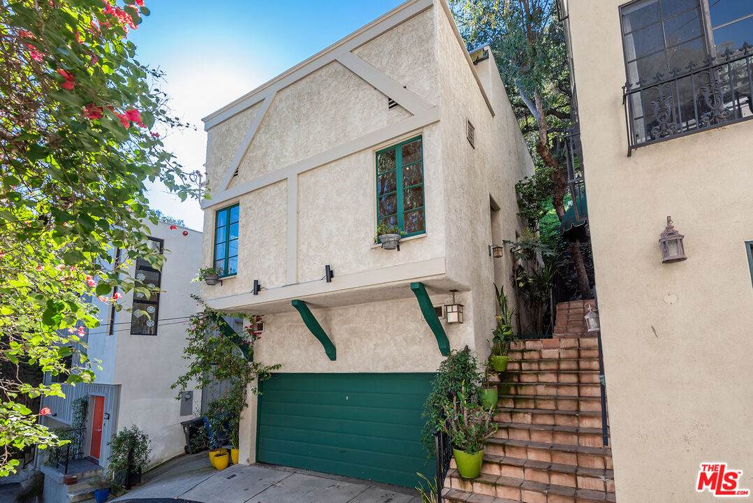 9622 Highland Gorge Dr - Photo 1
