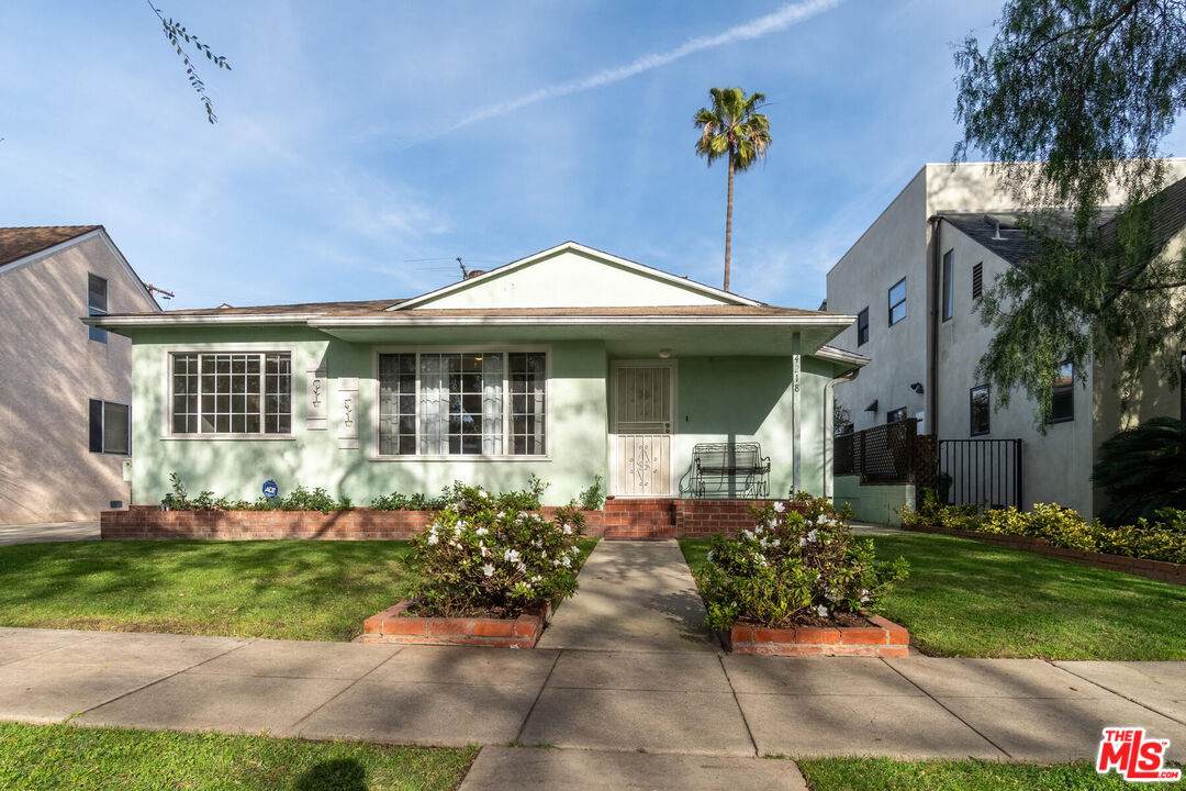 4218 Coolidge Ave - Photo 1