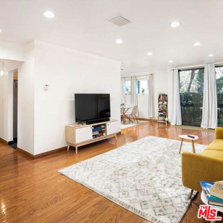 1735 Fuller Ave - Photo 1
