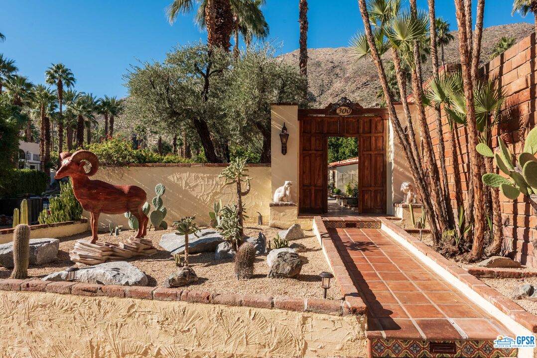 300 El Camino Way - Photo 1