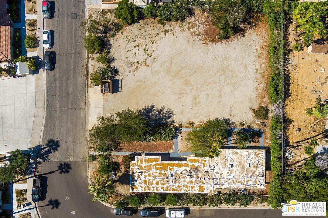 330 Mariscal Rd - Photo 1