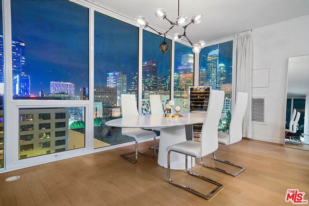 1050 Grand Ave - Photo 1