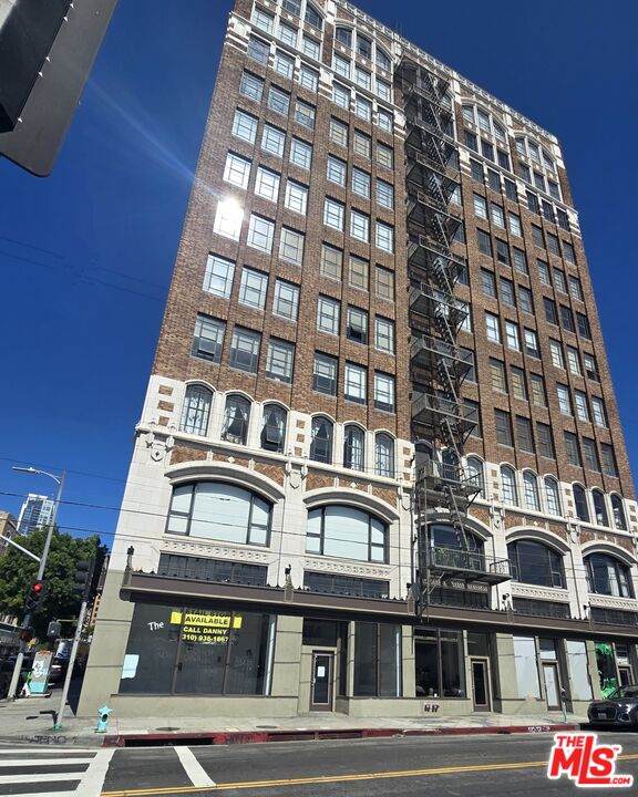 315 8th St - Photo 1
