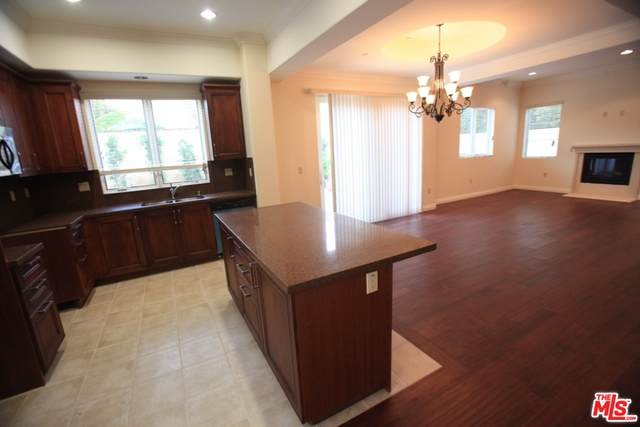 10765 Wilkins Ave - Photo 1