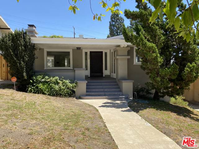 1926 St Andrews Pl - Photo 1