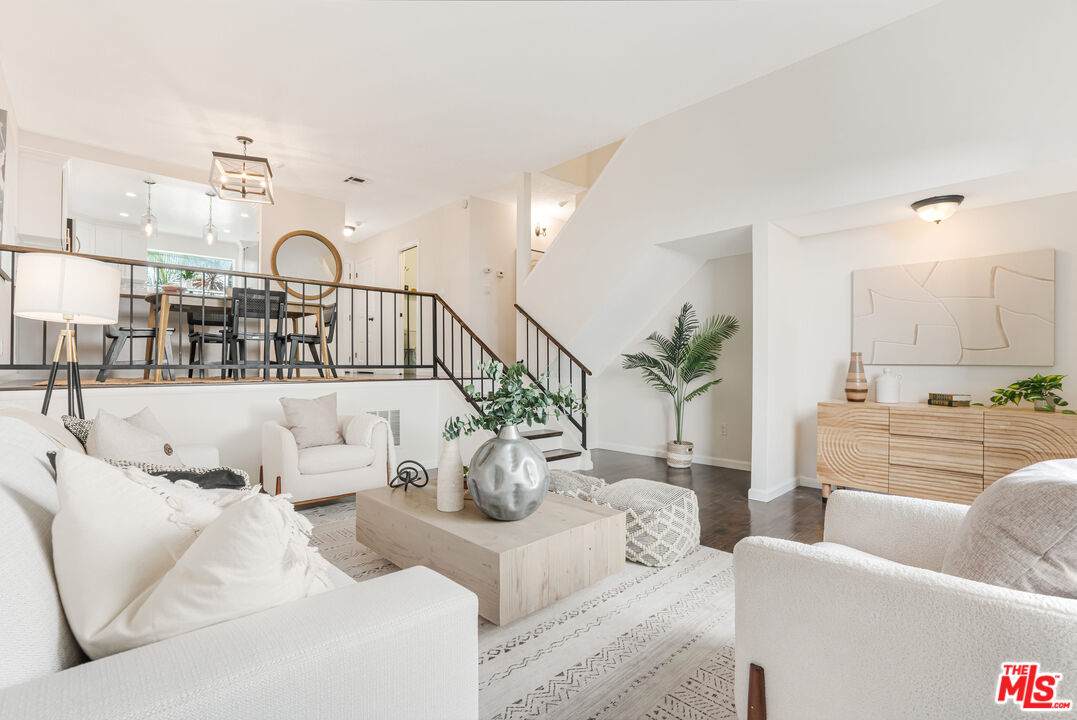2522 Nelson Ave - Photo 1