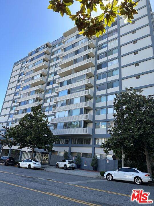 969 Hilgard Ave - Photo 1