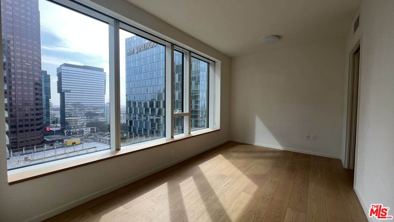 889 Francisco St - Photo 1