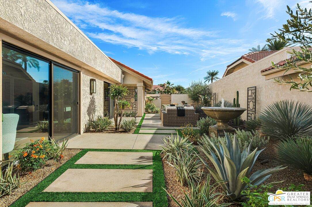 12 San Felipe Dr - Photo 1