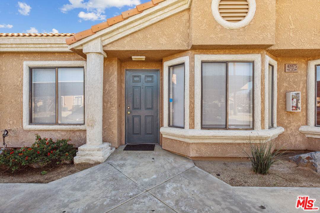 40975 Sandy Gale Ln - Photo 1