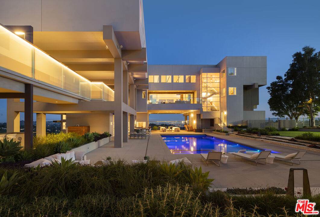 15210 Antelo Pl - Photo 1