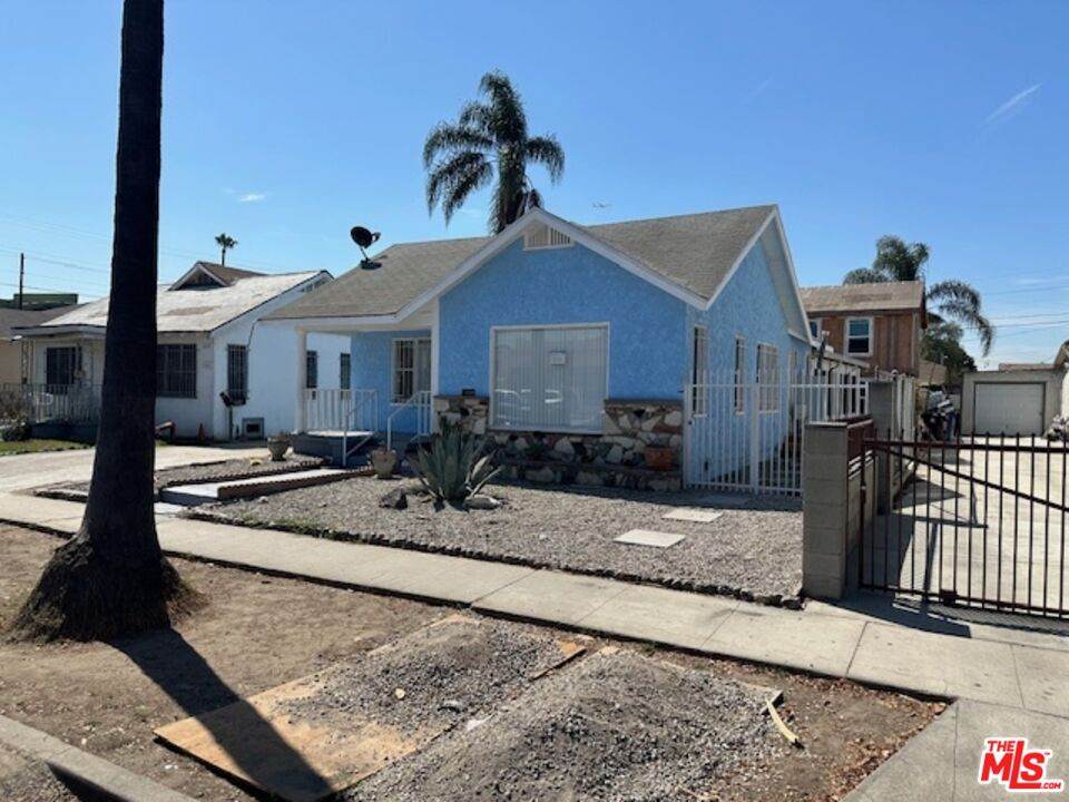 1010 73rd St - Photo 1