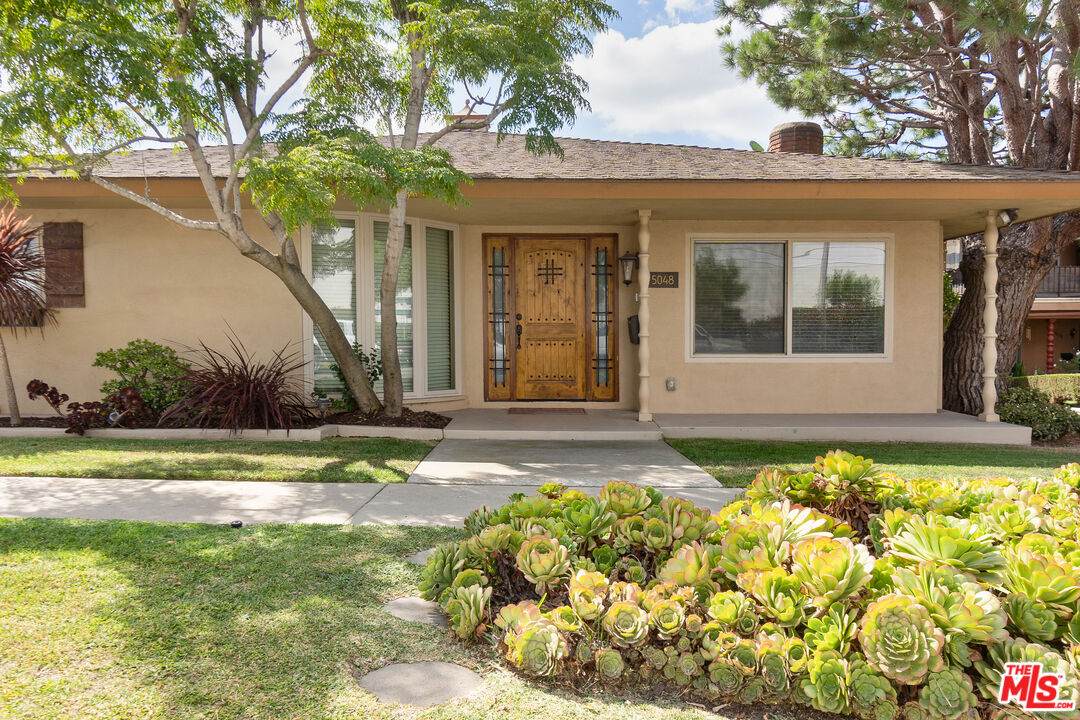 5048 Slauson Ave - Photo 1