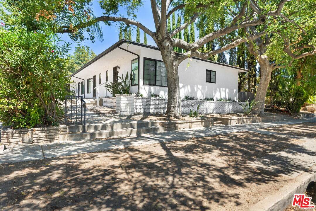 2007 Villa Street - Photo 1