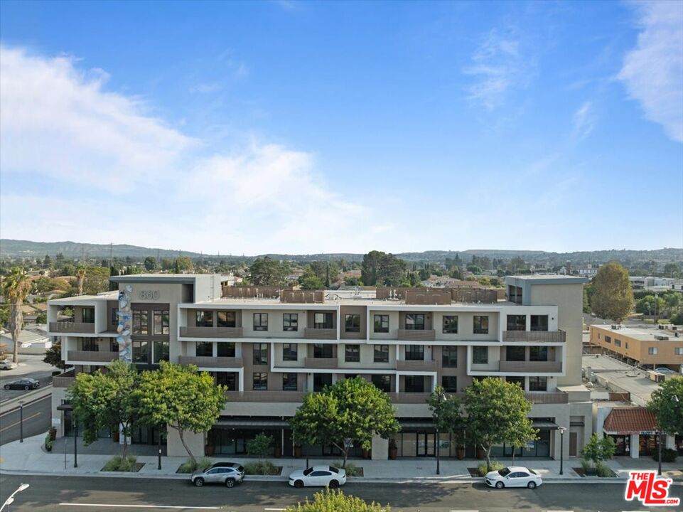 860 Valley Blvd - Photo 1