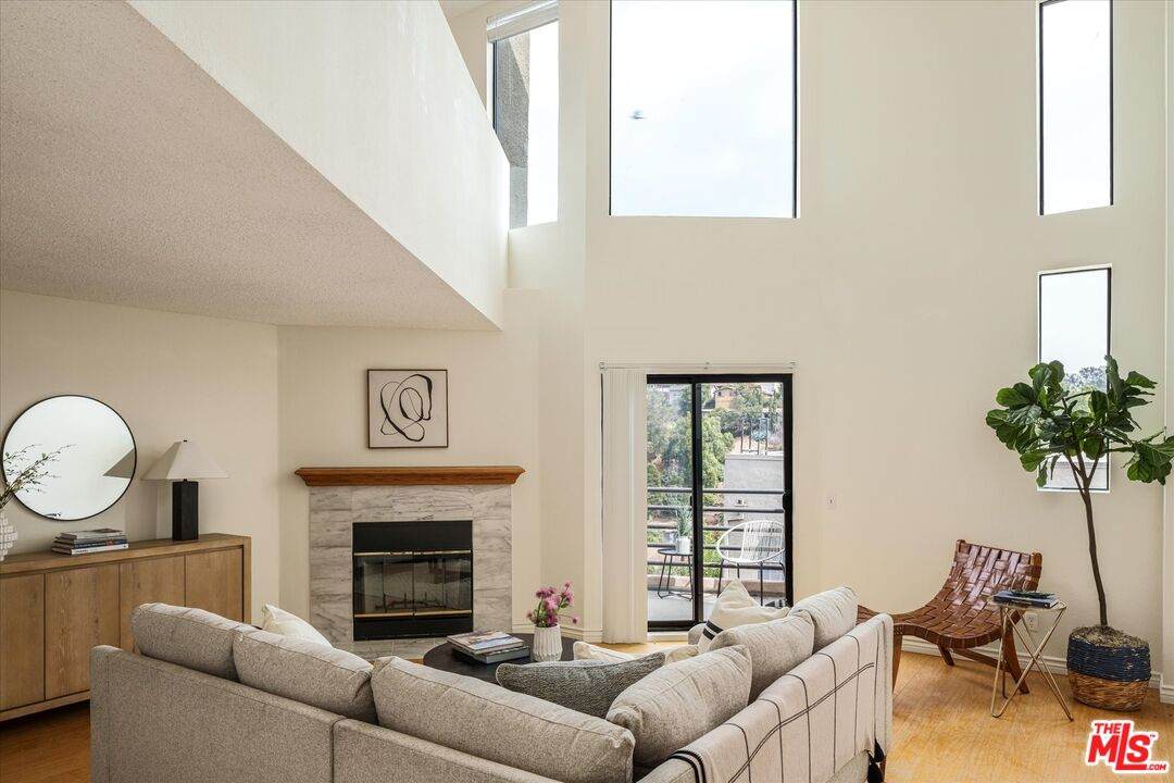 1856 Alvarado St - Photo 1