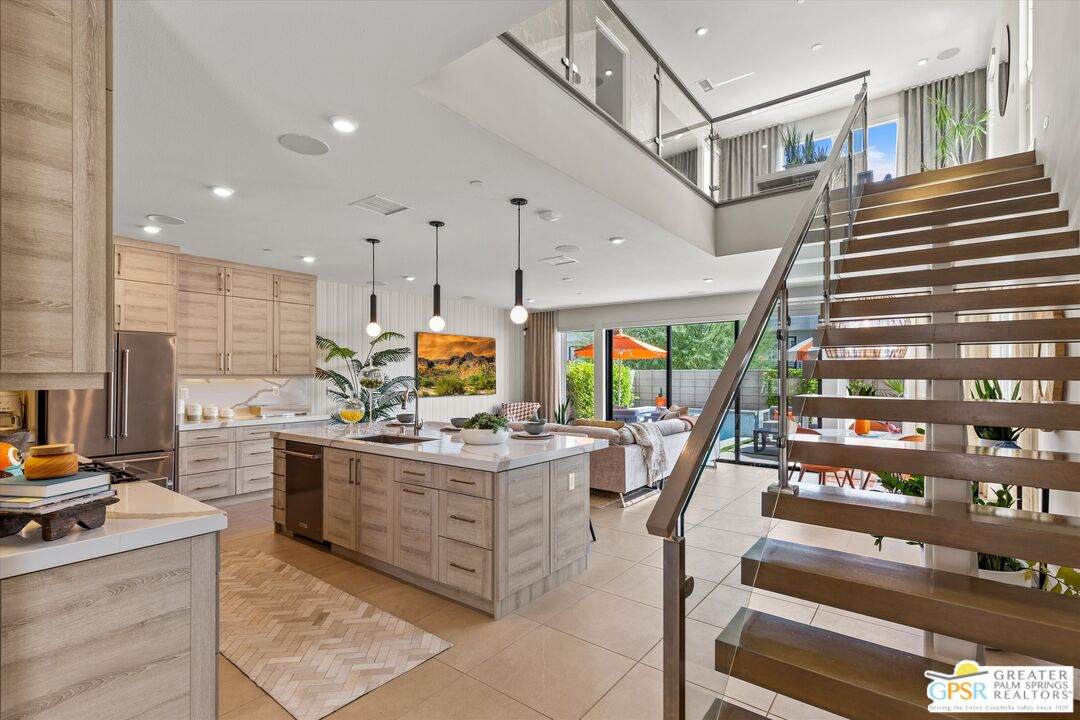 912 Galaxy Dr - Photo 1