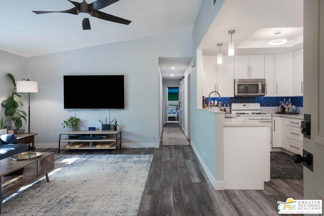31200 Landau Blvd - Photo 1