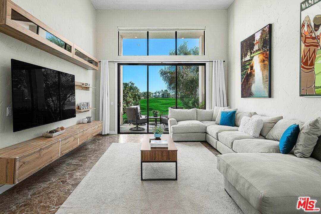 55116 Oak Tree - Photo 1