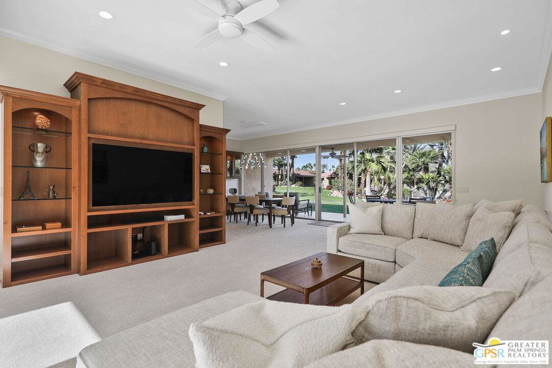 76850 Lark Dr - Photo 1