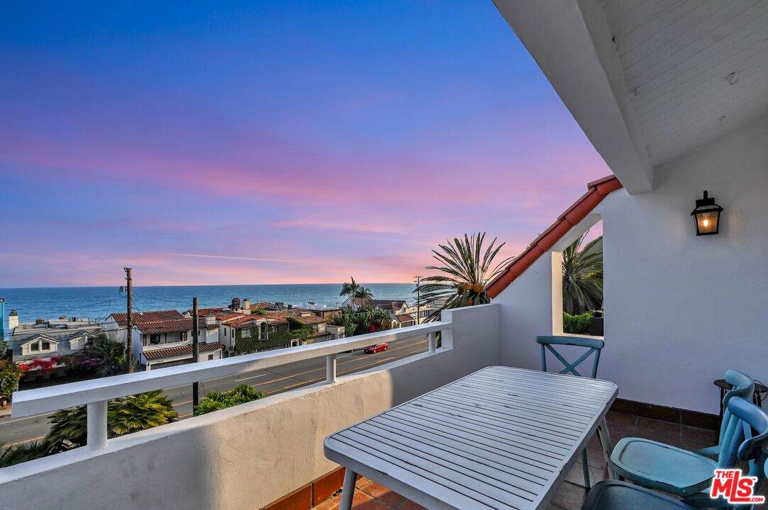 21625 Pacific Coast Hwy - Photo 1
