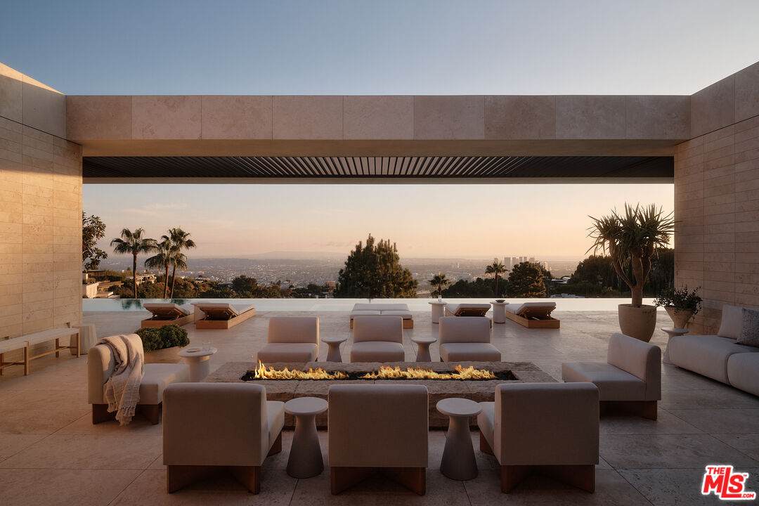 9214 Nightingale Dr - Photo 1