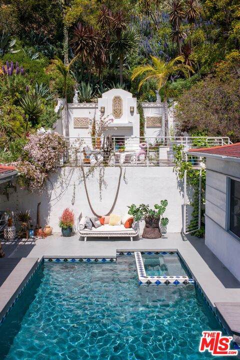 2331 Outpost Dr - Photo 1