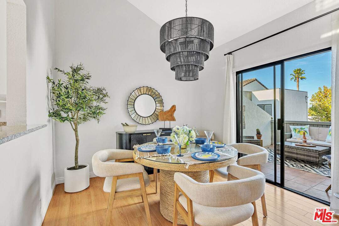 2336 Elden Ave - Photo 1