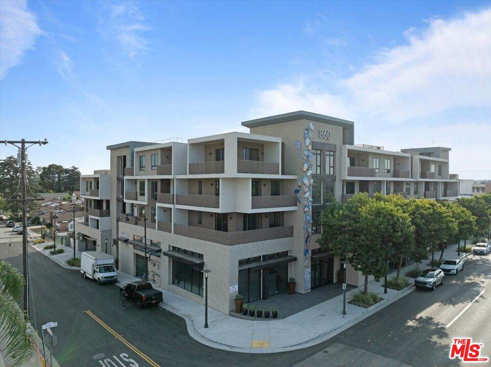 860 Valley Blvd - Photo 1