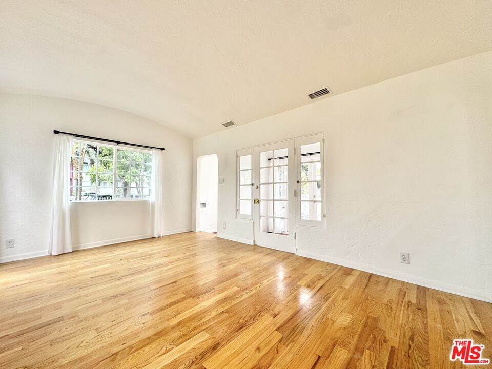 1452 S Wooster - Photo 1