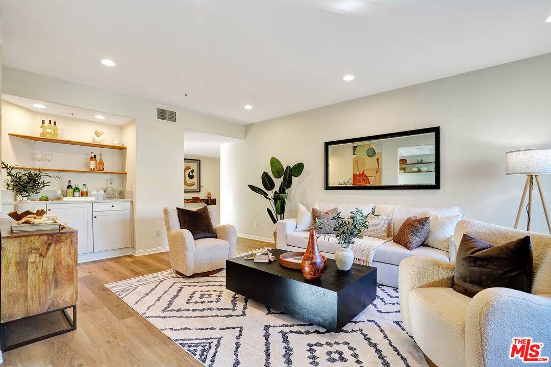 11690 Montana Ave - Photo 1
