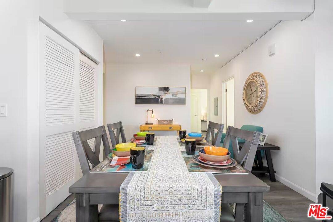 1019 Catalina St - Photo 1