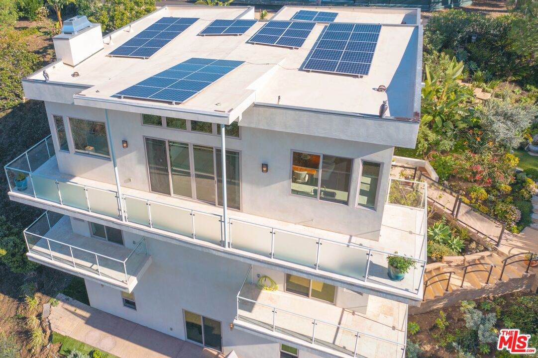 5787 Calpine Dr - Photo 1